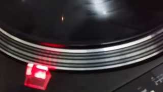 Technics SL1610MK2  SL 1610 MK2 Giradischi Turnable  Artico [upl. by Sivie]