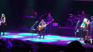 Dixie Chicks  Wide Open Spaces C2C London 15314 [upl. by Wye]