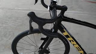 Trek Domane AL 2 Disc 2021 [upl. by Etyak]