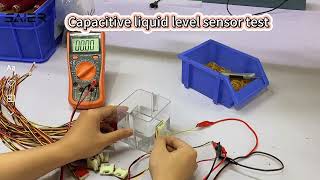 Contactless capacitance liquid level sensor installing on plastic water tank Capacitancelevelsensor [upl. by Saber]