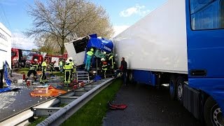 Twee ongelukken op A59 [upl. by Ltihcox113]