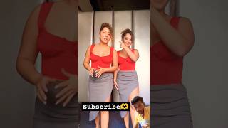 Goldibhi2 twining comedia comedy twinning funny twins humor twinigirls sister twinny [upl. by Malita]