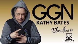 Oscar Winner Kathy Bates Gets Disjointed With Snoop Dogg  GGN NEWS [upl. by Hamid]