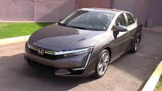 2018 Honda Clarity A Plugin Hybrid Done Right [upl. by Hsirrehc]