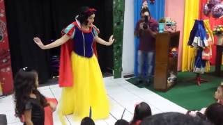 Personagem Vivo  Branca de Neve [upl. by Tiebout]