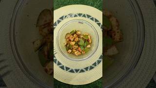 1Min Aam ka Achar🥭 Raw mango pickle recipe 🤤  mango shorts rawmango achar mangoacha food [upl. by Mharg643]