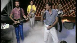 Oh Yeah On The Radio Live on Top Of The Pops  Roxy Music Official Video [upl. by Kcirdot808]