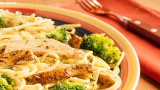 Pasta de pollo con brócoli [upl. by Labanna]