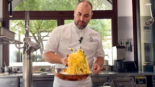 Italian Chef I cook this Pasta every Monday  Spaghetti con le Cozze [upl. by Peatroy]