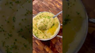 Best Mashed Potatoes you’ll make [upl. by Hershel]