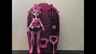 Monster High Skulltimate Secrets Monster Mysteries Draculaura review [upl. by Aggie]