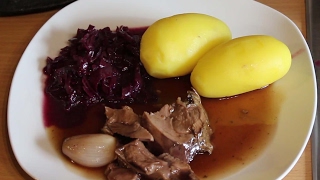 Dutch Oven Rehkeule in PortweinAhornsirup Sauce mit fruchtigem Portwein Rotkohl [upl. by Otineb845]