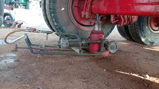 50 ton air pneumatic jack lifting [upl. by Nishom651]