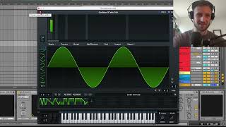 Joy Orbison  Flight FM Bass Tutorial [upl. by Darryl]