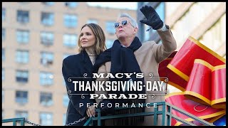 Katharine McPhee Foster amp David Foster • Santa Claus is coming to town  Macys Thanksgiving Parade [upl. by Aiht]