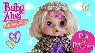 Minha Baby Alive Bia Bagunça em DIA de PRINCESA  DisneySurpresa [upl. by Daj331]