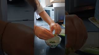 Picking and Shelling Garden Peas gardening homegrown peas vegetablegarden containergardening [upl. by Eissat]