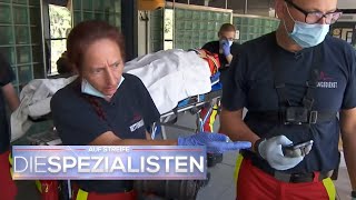 Unfall im Schwimmbad Sanitäter klären den Fall auf  Die Spezialisten  SAT1 [upl. by Gerty623]