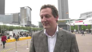 Interview mit Dr Eckart von Hirschhausen auf der Frankfurt Buchmesse 2013 [upl. by Halueb]