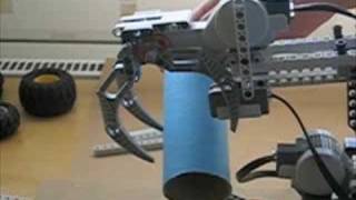 RoboArm Robotic arm  Lego Mindstorms NXT [upl. by Rojas295]