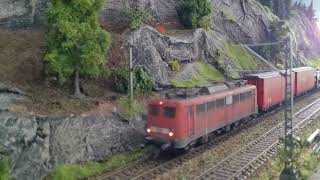 Modelleisenbahn H0 BR 140 791 Anfahrt auf freier Strecke [upl. by Cadel]