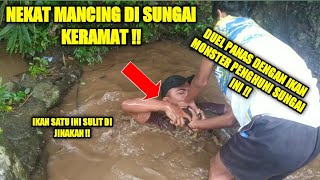 WOW ‼ LIHAT BETAPA KUATNYA TARIKAN IKAN MONSTER PENGHUNI SUNGAI KERAMAT ‼ [upl. by Flanna730]