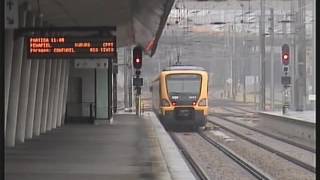 Estação de Porto Campanhã  Comboio de Madeira e Suburbano  10 Abr 2016 [upl. by Kelcie45]