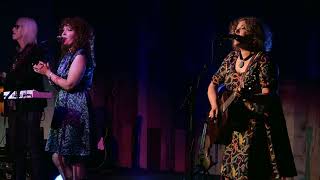 The Whitmore Sisters quotBig Heart Sick Mindquot LIVE on The Texas Music Scene [upl. by Irac998]