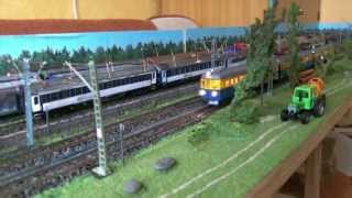 Pendolino ED250 PKP Intercity vs Kibel EN57001 H0 [upl. by Colpin]