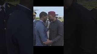 Départ pour New York Bassirou Faye salué par Ousmane Sonko [upl. by Yelreveb]