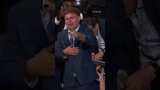 “That’s my dad” Tim Walz’s son Gus give an emotional ovation during the DNC speech [upl. by Lanam]