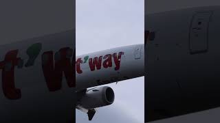 UNLOADING THE VAULTTWAY 737 Max 8 Low ApproachMWH Moses Lake Grant County International Airport WA [upl. by Franciskus]