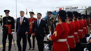 Militair ceremonieel bij aankomst Chinees staatshoofd op Schiphol [upl. by Genovera]