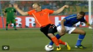 Copa do Mundo 2010 Felipe Melo e sua agressão ao jogador Roben da Holanda [upl. by Mastrianni13]