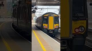 387170 amp 387160 departing Reading working paddington to Newbury ￼￼ [upl. by Amadus516]