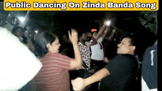 Public Dancing On Jawan Movie Song Zinda Banda At Gaiety Galaxy Theatre In Mumbai [upl. by Enilhtak]