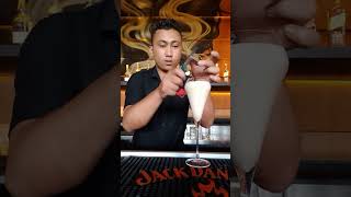 Classic cocktail mudslide bartender mixologist shortvideo viralvideo trending like my viedo [upl. by Okikuy]