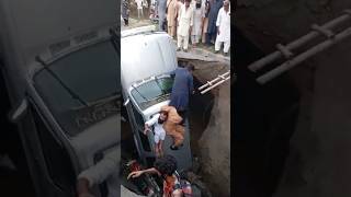 Sinkhole in Road in Johar Town Lahore 10th time happend [upl. by Callida]