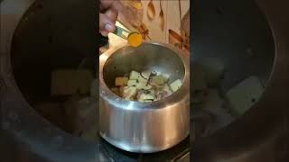 तहरी Tahari Indian cooking at home dinner food shortvideo foodindia viralvideo [upl. by Tanner]