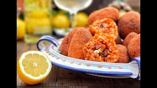 SICILIANI CREATIVI  Arancini di riso alla Norma  Rice balls alla Norma arancini shorts [upl. by Joye]