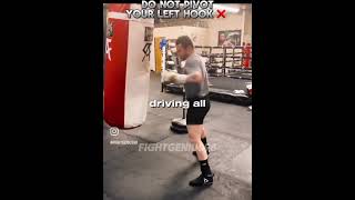 CANELO ALVAREZ THEOWS A PERFECT LEFT HOOK WOW [upl. by Janeczka430]