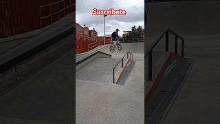 ésto es BMX freestyle 👀❌ shortsfeed short bmx [upl. by Deenya535]