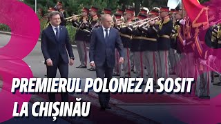 Știri Premierul polonez a sosit la Chișinău Termenul „Transnistria” interzis 04092024 [upl. by Ahsekahs]