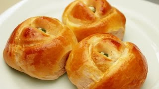 Rose Shaped Dinner Rolls Recipe  Turkish Pogaca Pastry [upl. by Ellirpa]