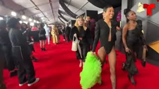 Grammy 2024 Taylor Swift Doja Cat y Coi Leray en la alfombra roja  Telemundo Entretenimiento [upl. by Roseline]