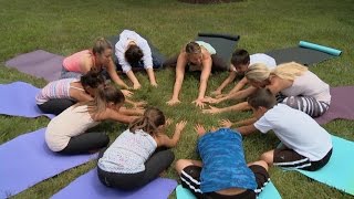 Yoga with 8 Kids is Difficult but Possible  Kate Plus 8 [upl. by Eillime578]