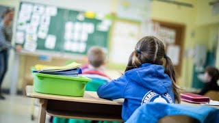 Einheitliche QuarantäneRegeln an Schulen beschlossen [upl. by Avla293]