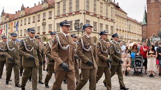 quotCud nad Wisłąquot we Wrocławiu Święto Wojska Polskiego przyciągnęło tłumy [upl. by Pollux]