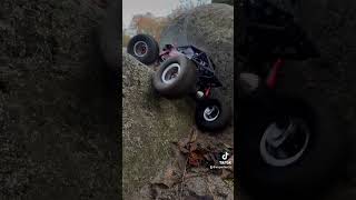 Axial Capra 22 🤣 goes over this stone without any problem🔥❤️💪👑🤩 traxxas rc fms trx4 [upl. by Ahsital]