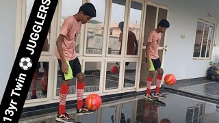 🏃🏃Twin ⚽ JUGGLERS 🔥 football soccer training skills juggling sports futbol futebol practice [upl. by Rowell]